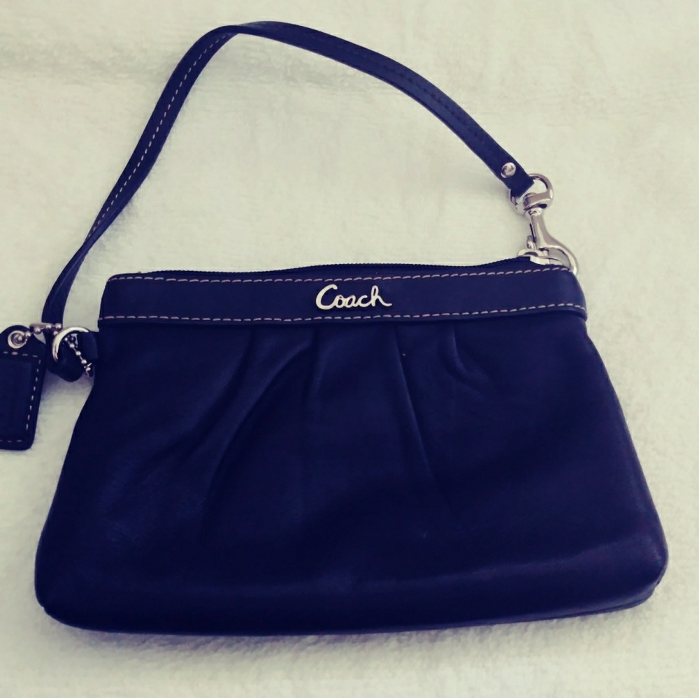 Coach Black Leather Wristlet/Wallet - used